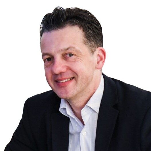 KRZYSZTOF SKROBOT